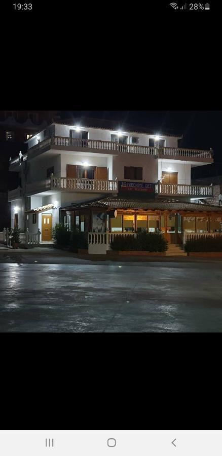 Hotel Lagjini Lukovë Zewnętrze zdjęcie
