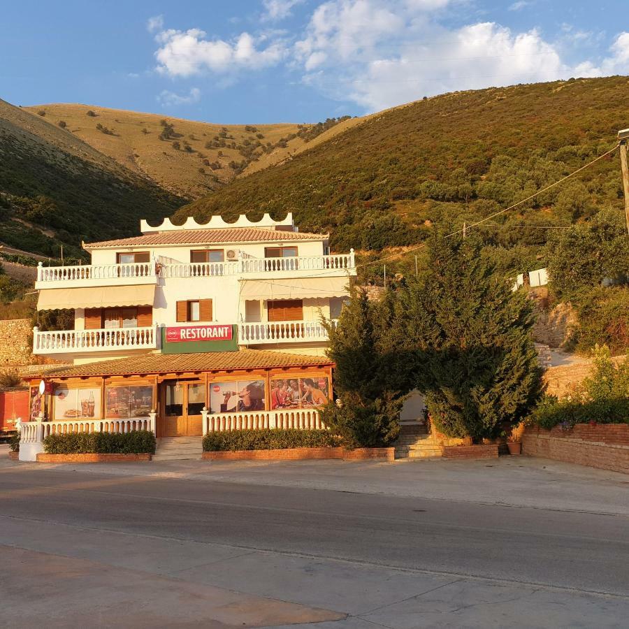 Hotel Lagjini Lukovë Zewnętrze zdjęcie